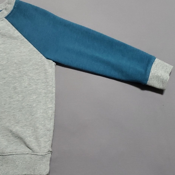 Sweatshirt - Picture 5 of 11